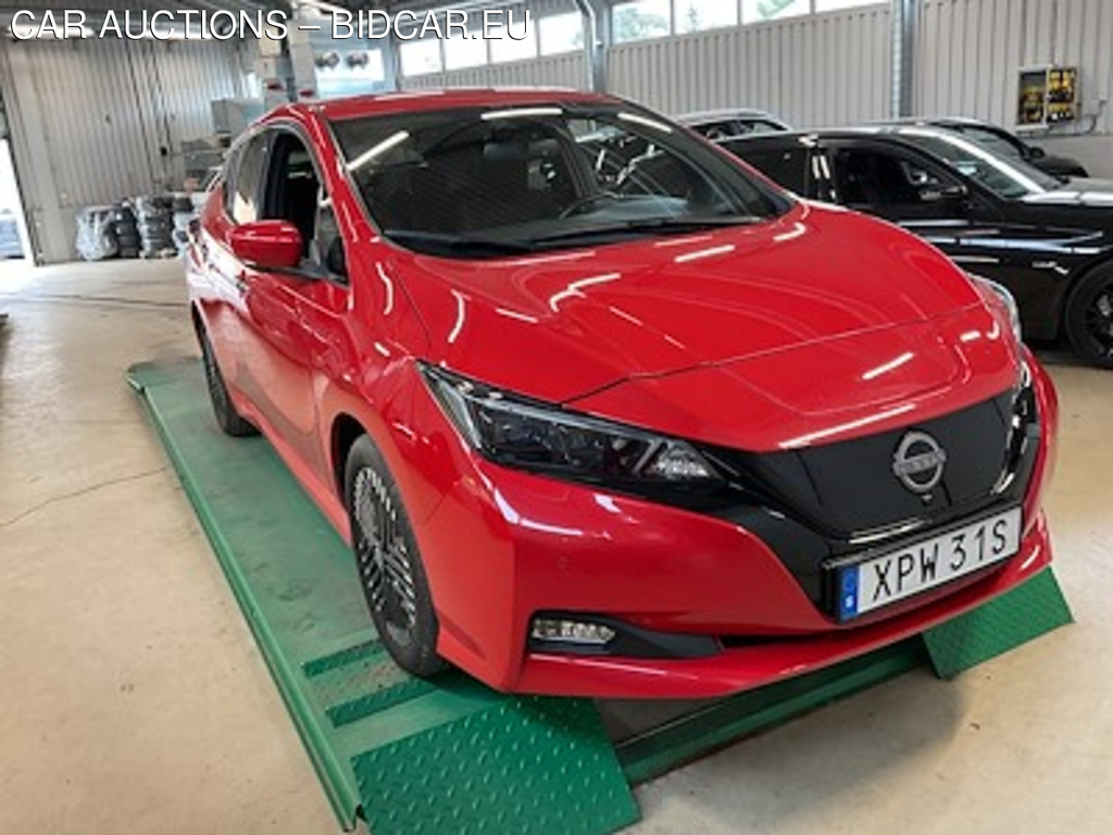 Nissan Leaf N-Connecta 39 kWh *RETAIL READY*