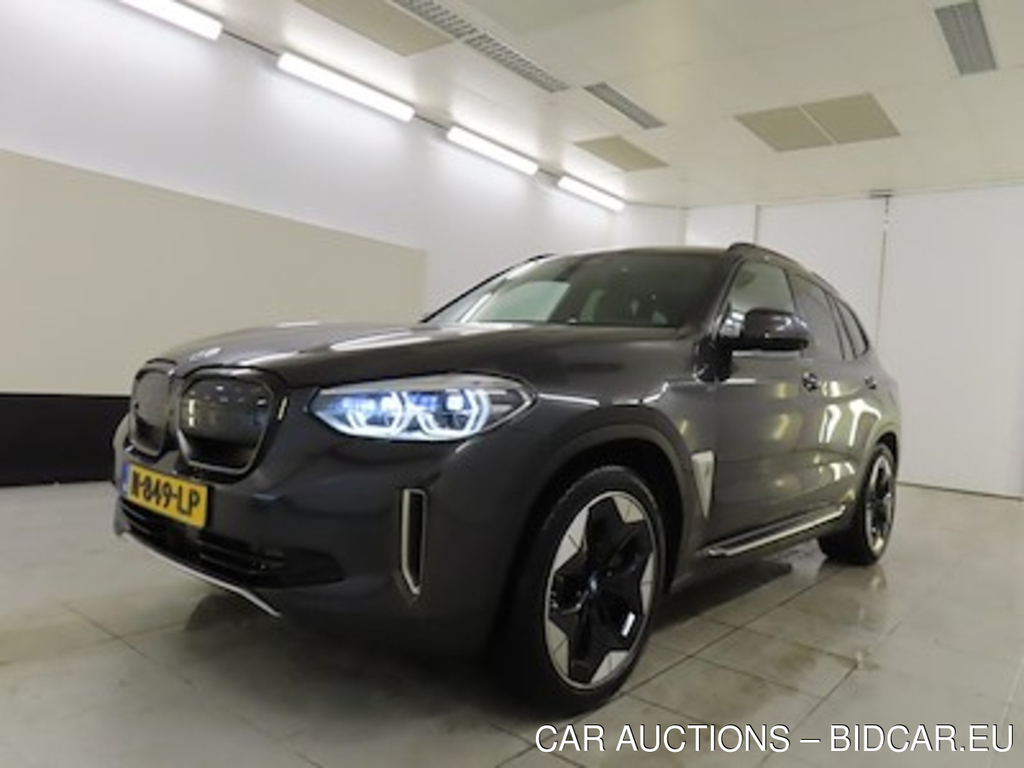BMW Ix3 80kWh High Executive 5d