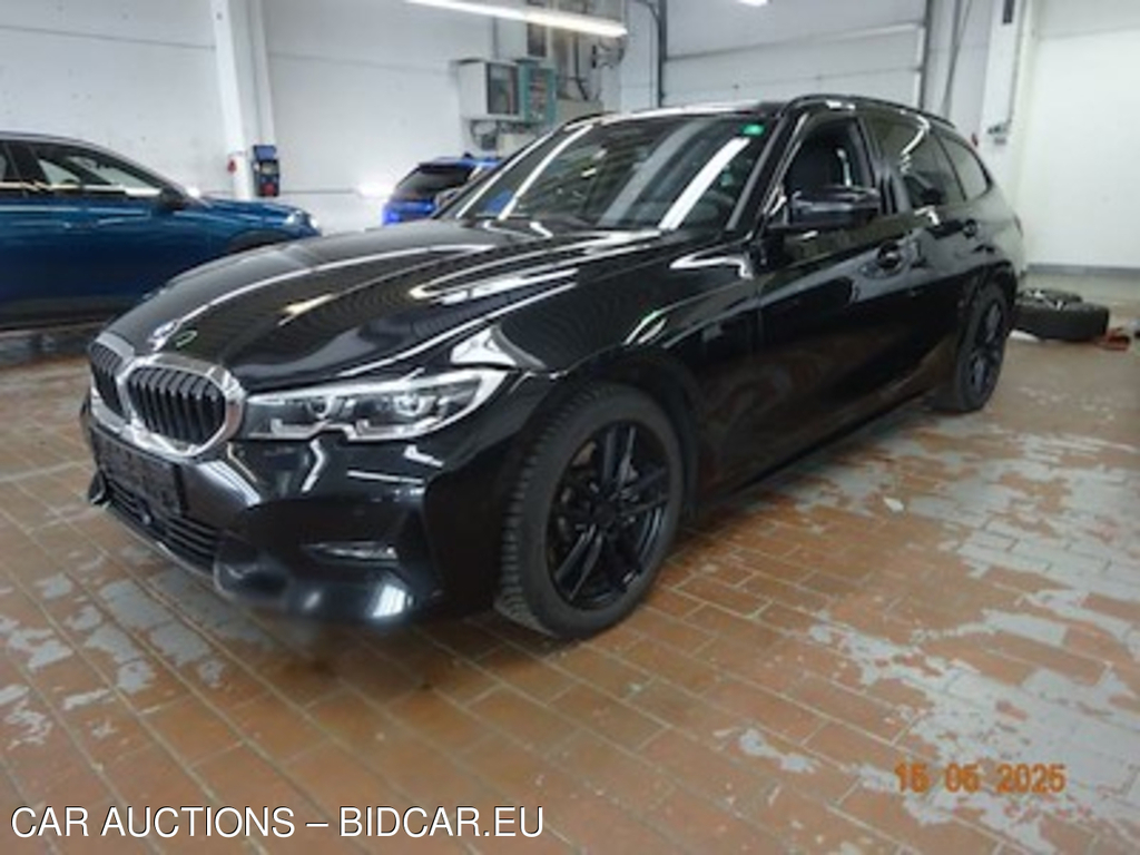 BMW Series 3 2.0 330E XDRIVE TOURING SPORT LINE A