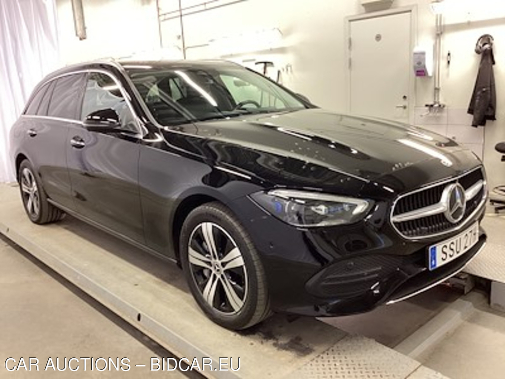 Mercedes-Benz C-Class 300e Kombi Avantgarde Skinn Kamera Navi **RETAIL READY**