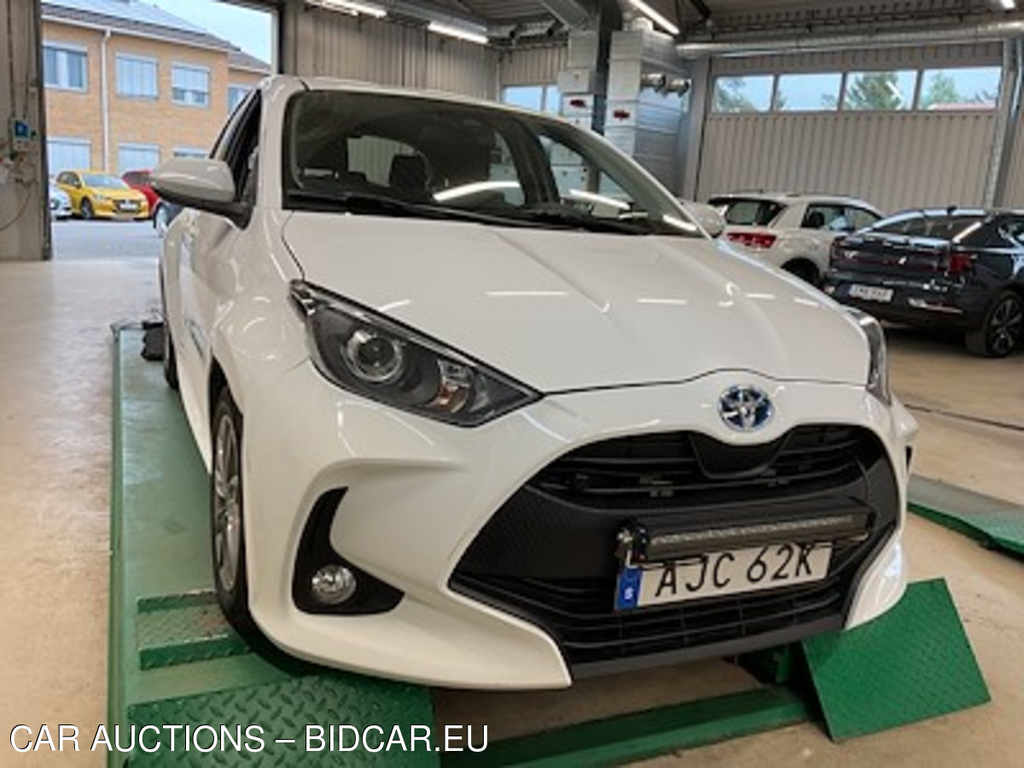 Toyota Yaris 1.5 Elhybrid Active Kamera Navi MoK-Varmare