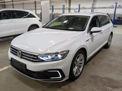 Volkswagen Passat VARIANT 1.4 TSI PLUG-IN-HYBRID DSG GTE, 2020