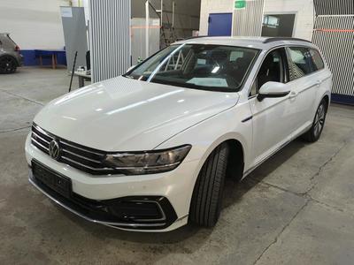 Volkswagen Passat VARIANT 1.4 TSI PLUG-IN-HYBRID DSG GTE, 2022
