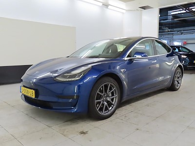 Tesla Model 3 Standard Range Plus RWD 4d