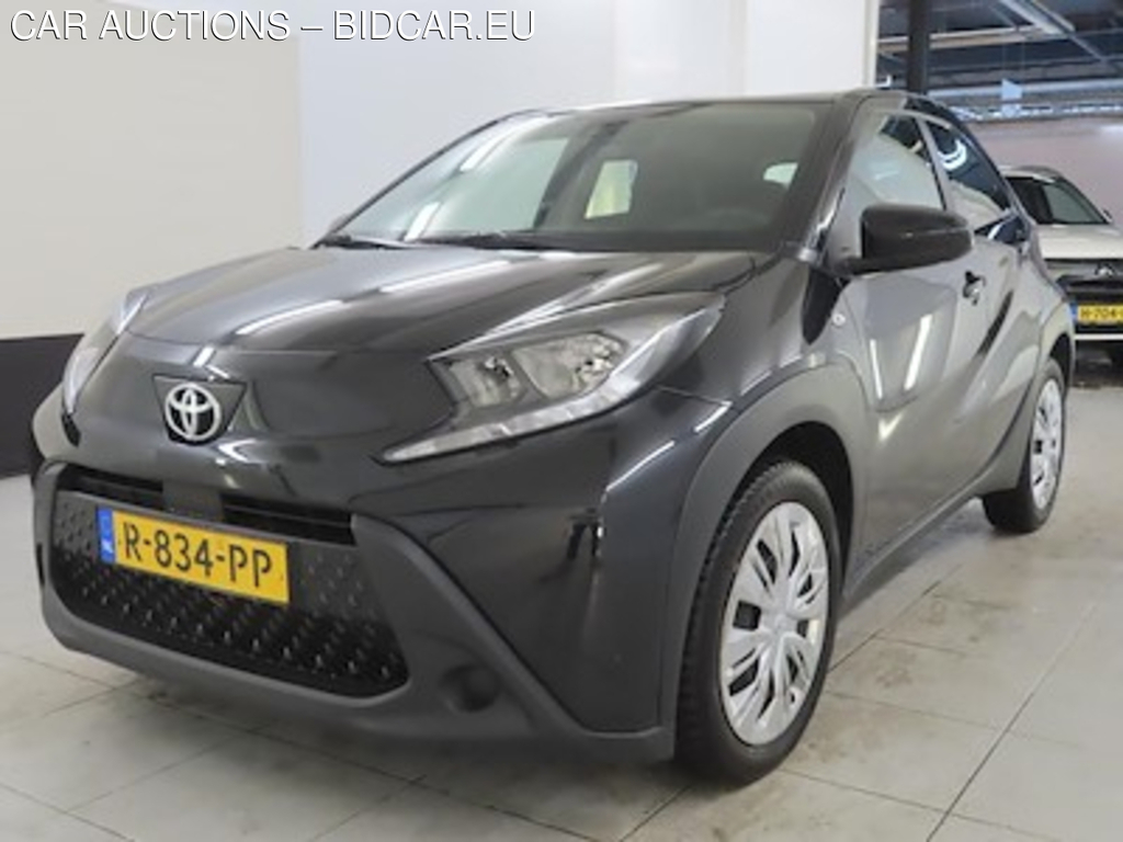 Toyota Aygo X 1.0 VVT-I MT play 5d