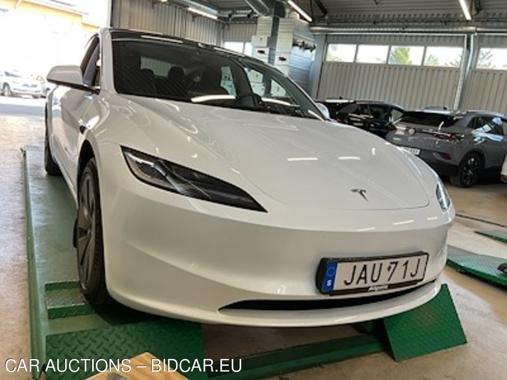 Tesla Model 3 Standard Range