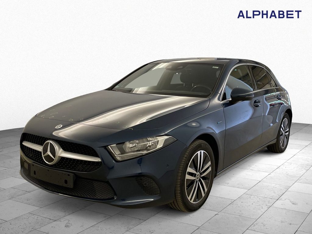 Mercedes-Benz A 250 e 8G-DCT Progressive, 2021