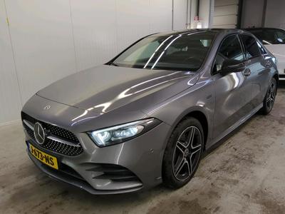 Mercedes-Benz A250 e 1.3 160kW Bus.Sol. Luxury AMG Limited sedan DCT, 2020