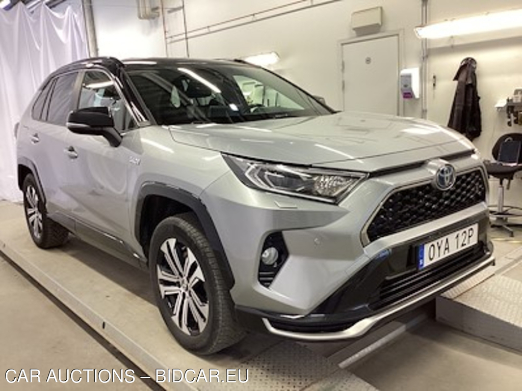 Toyota RAV4 2.5 Plug-In AWD-i Style Premium HuD JBL Skinn 360 Kamera Drag Navi