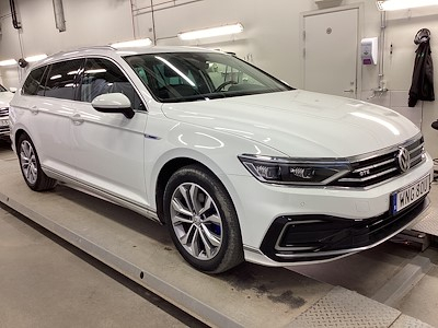 Volkswagen Passat GTE Executive Cockpit Skinn/Alcantara Navi Varmare Drag