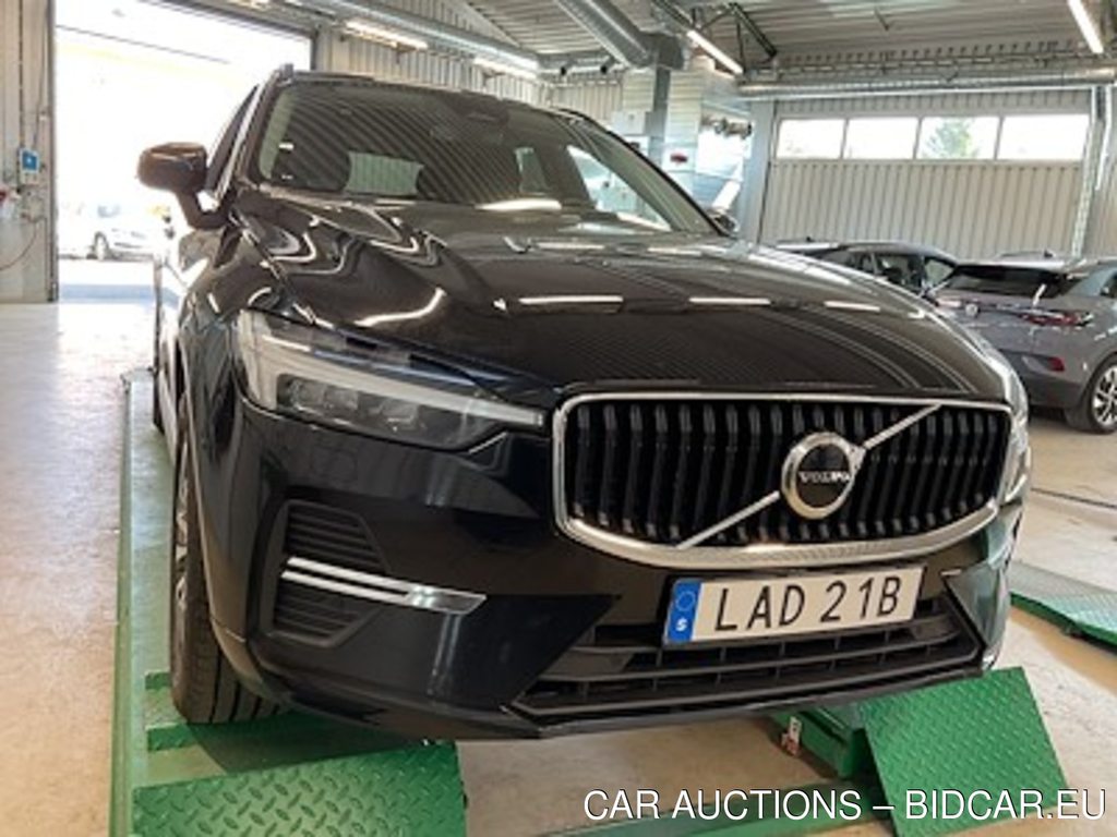 Volvo XC60 B5 AWD Momentum Advanced