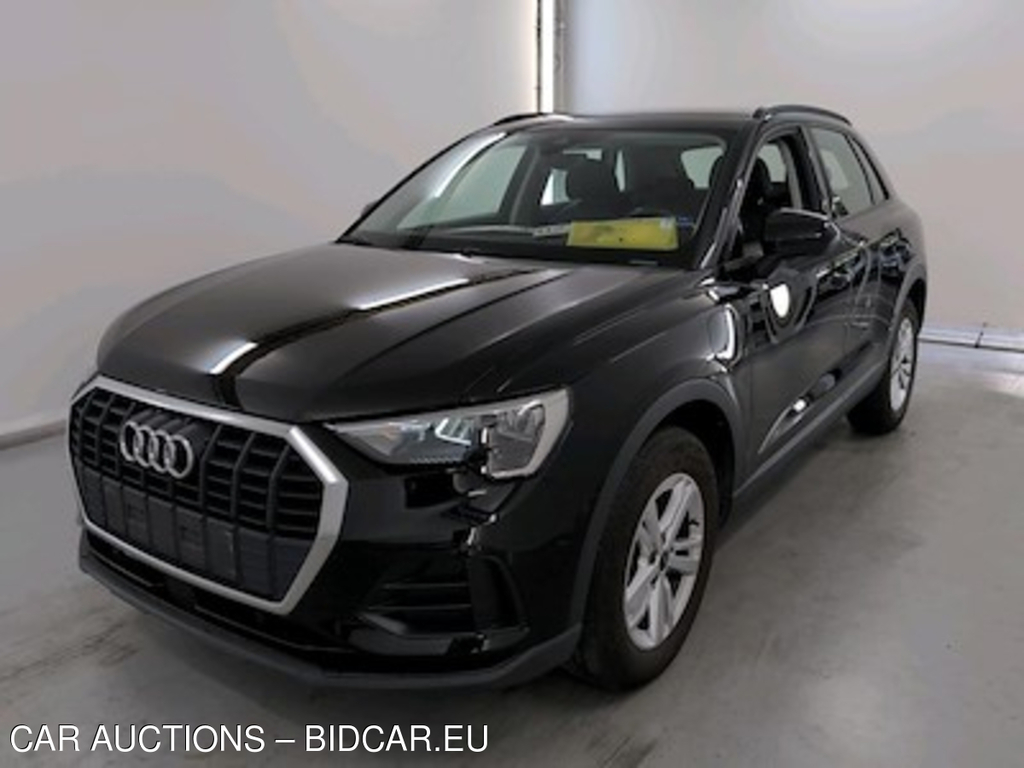 Audi Q3 1.4 45 TFSI E S TRONIC Business Plus