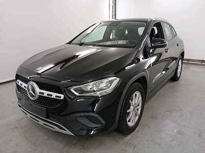 Mercedes-Benz GLA 2.0 GLA 180 D DCT BUSINESS SOLUTION