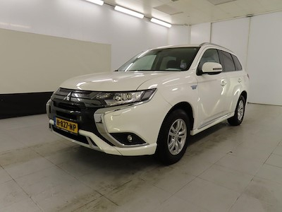Mitsubishi Outlander PHEV Pure 5d