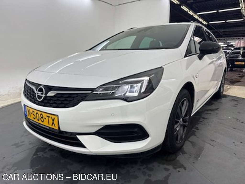 Opel Astra sports tourer 1.2 turbo 81kW Design & Tech