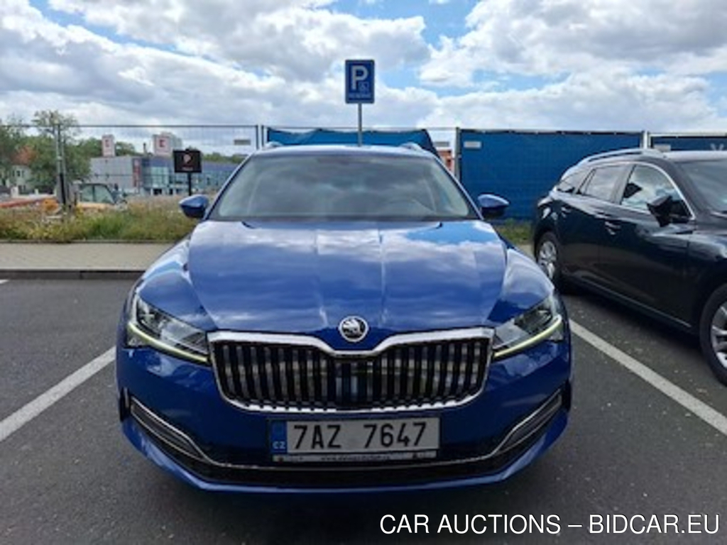 Skoda Superb 2.0 TDI 110kW Style Combi