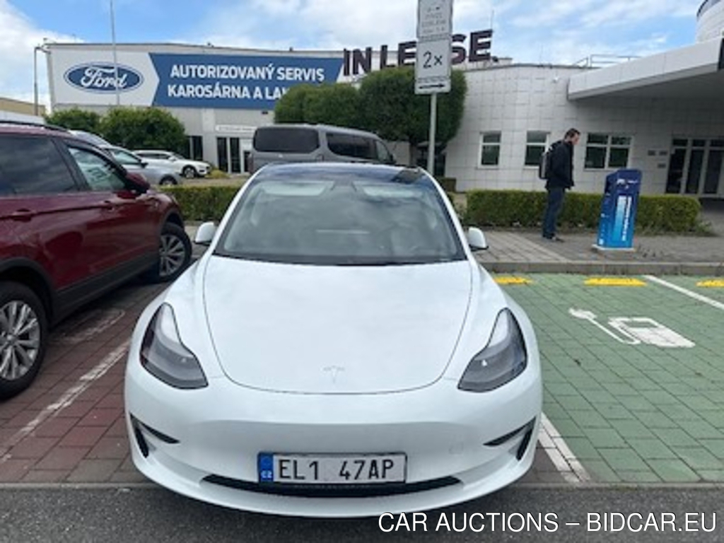 Tesla Model Long Range