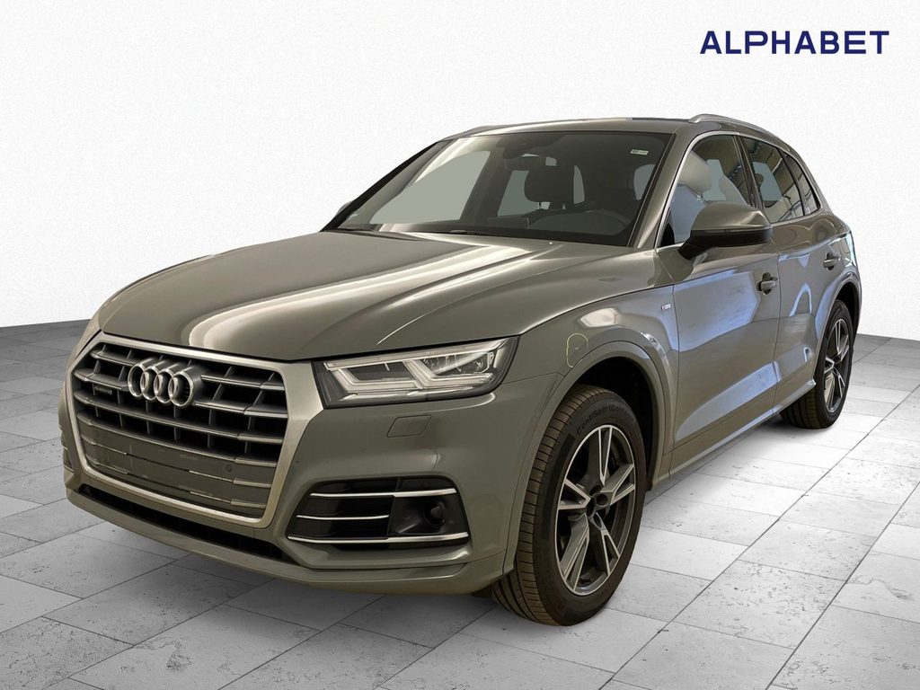 Audi Q5 50 TFSI e quattro S tronic design, 2020