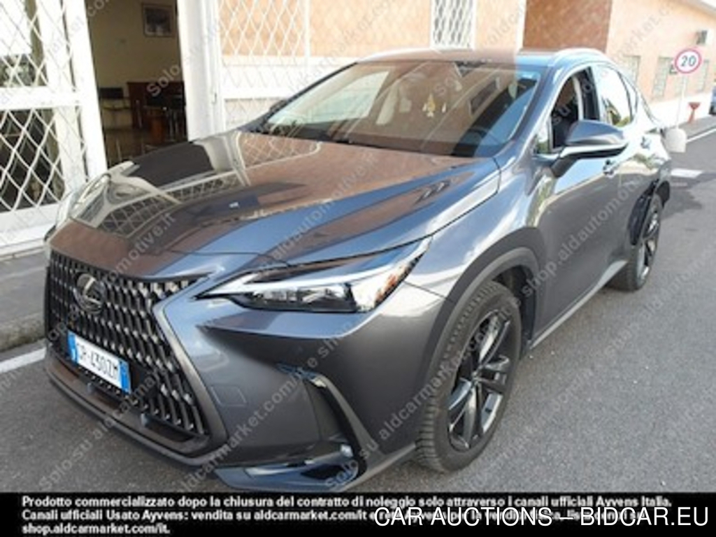 Lexus NX plug-in premium 4wd my22 -