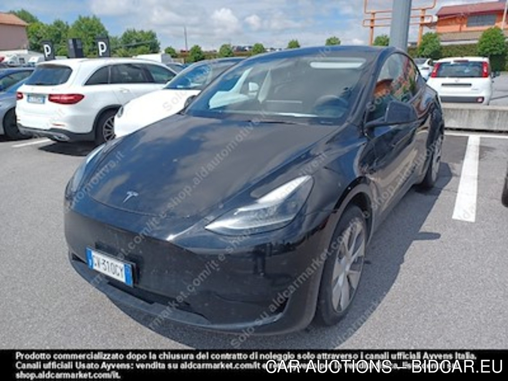 Tesla model Y 50 kwh rwd -