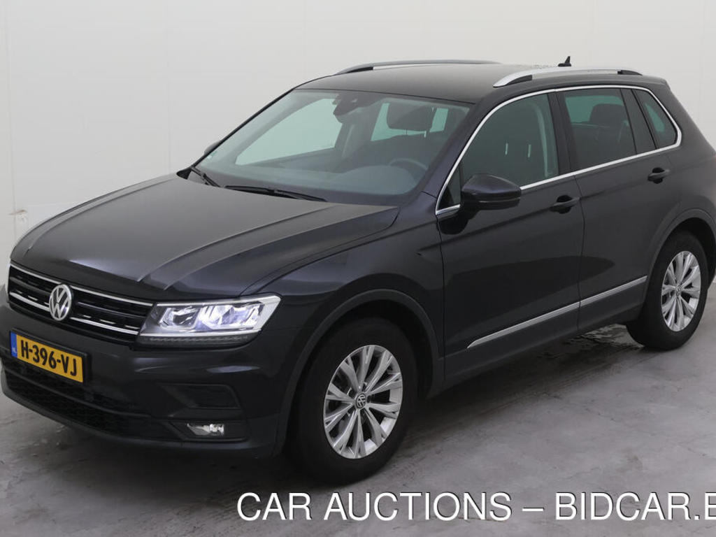 Volkswagen Tiguan 1.5 TSI 130PK COMFORTLINE BUSINESS WINTER EXECUTIVE MULTIMEDIA, 2020