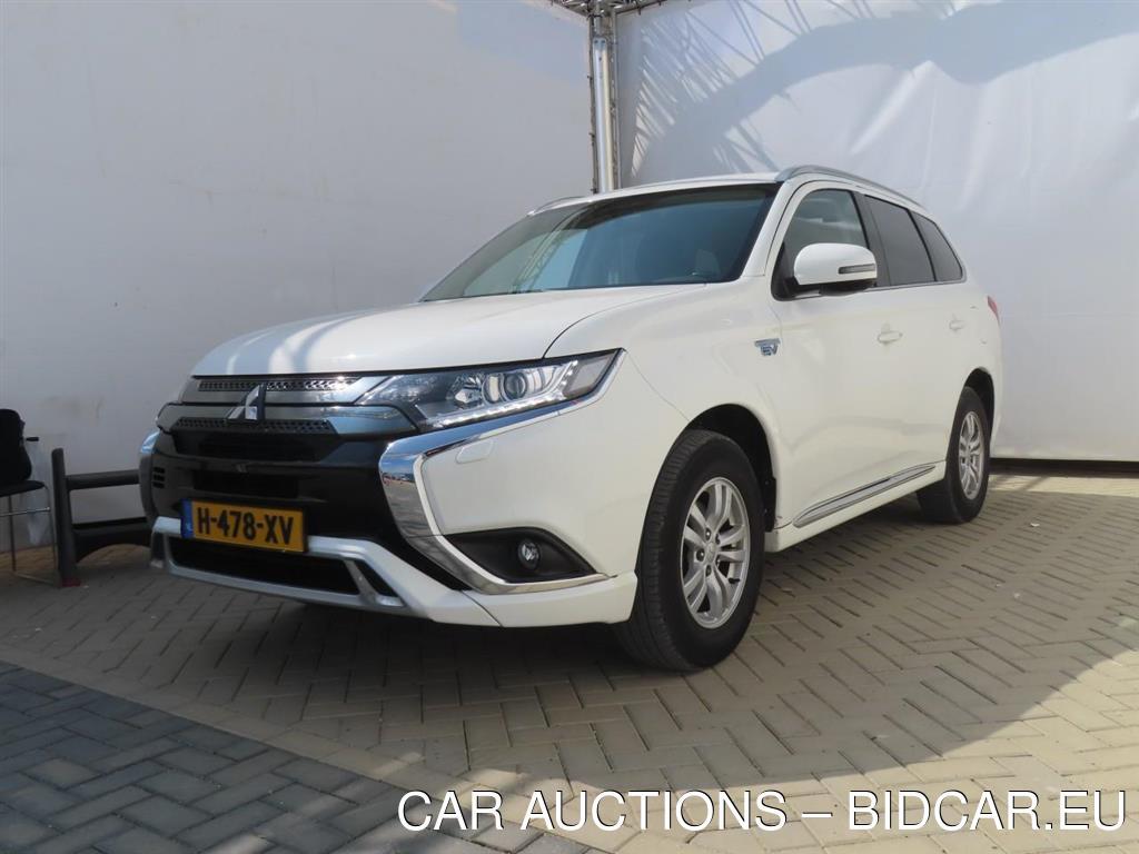 Mitsubishi Outlander 2.4 PHEV PURE, 2020