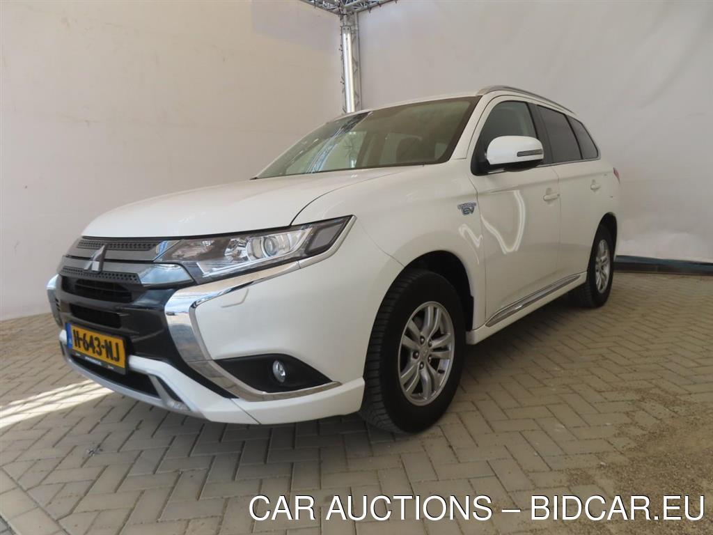 Mitsubishi Outlander 2.4 PHEV PURE, 2020