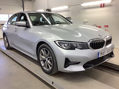 BMW Series 3 330e Sedan Sport Line HiFi Navi