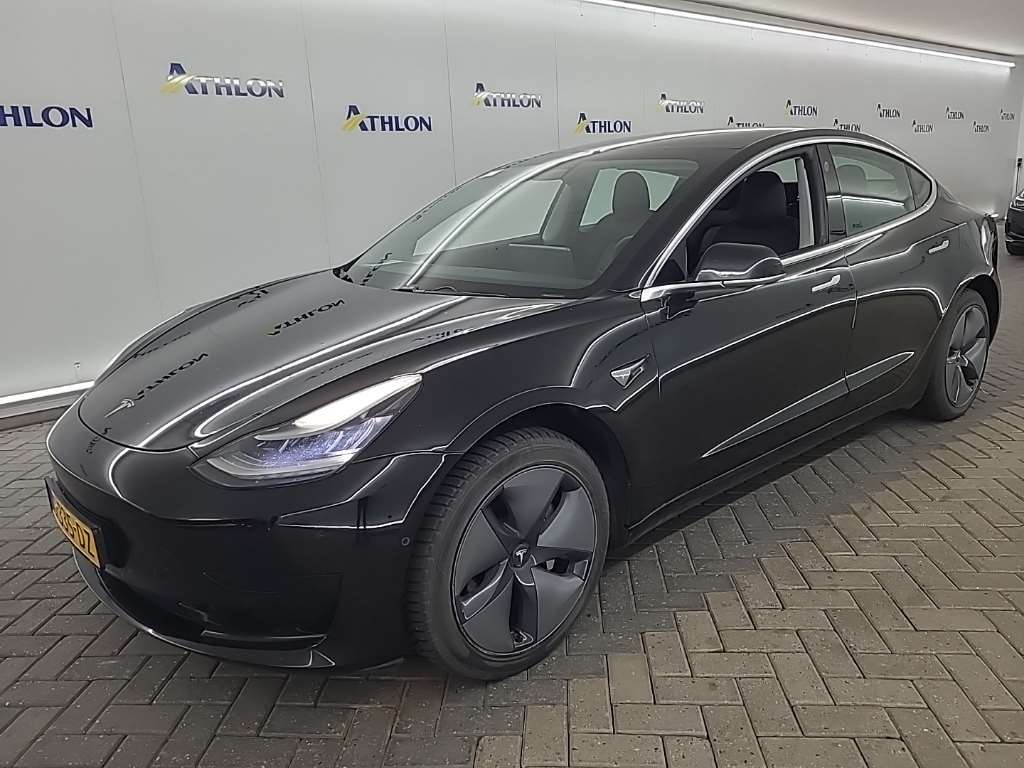 Tesla Model 3 STANDARD RANGE PLUS RWD 4D 211KW, 2019