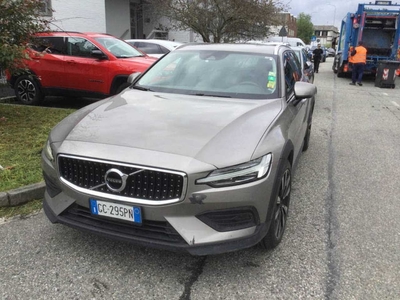 Volvo V60 CROSS COUNT D4 AWD Geartr. Cr. Country Business Plus, 2020