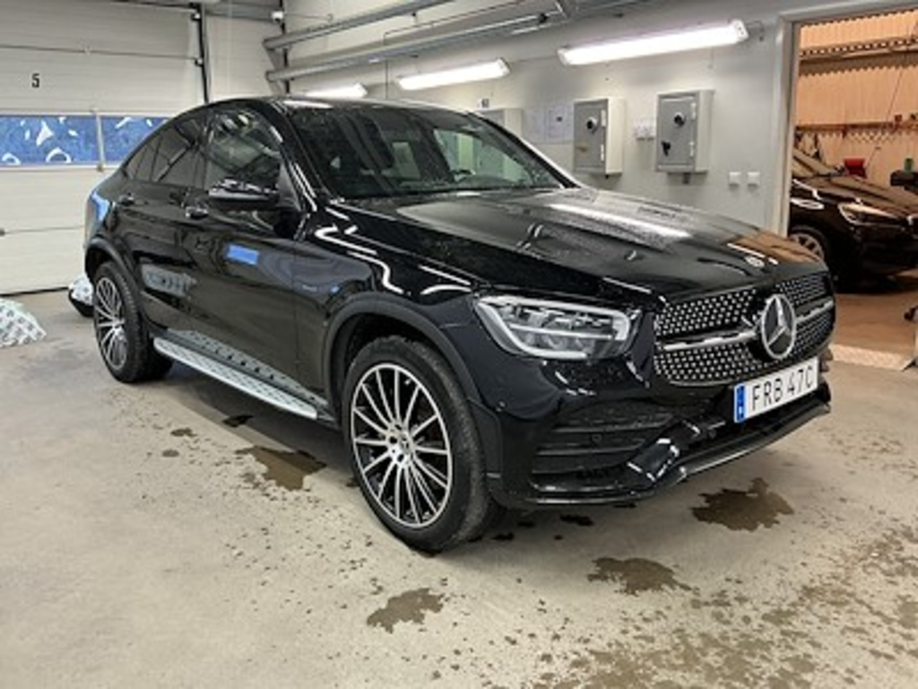 Mercedes-Benz Glc coupe 4MATIC 300 e Coupe AMG Line Taklucka Burmester Varmare Navi