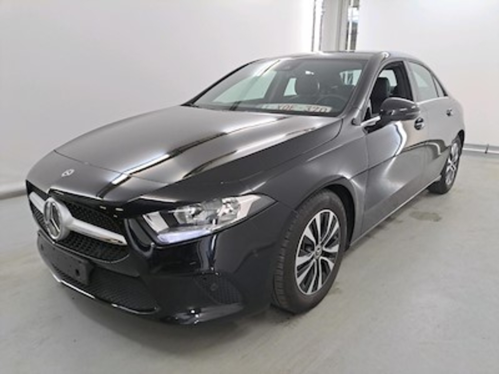 Mercedes-Benz Classe A sedan v177 A 180 Business Solution