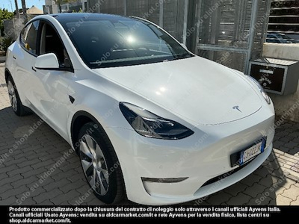 Tesla model Y 75 kwh dual -