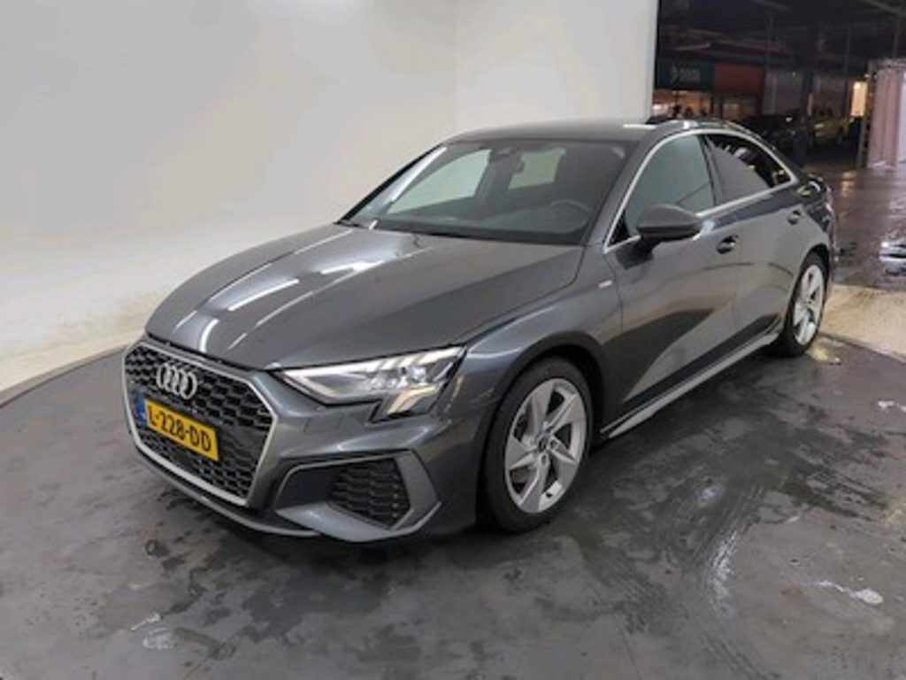 Audi A3 limousine 35 TFSI S tronic S edition