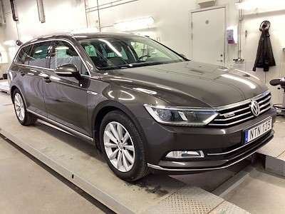 Volkswagen Passat 2.0 TDI 4Motion Executive GT Drag Paket LED-High Skinn Varmare