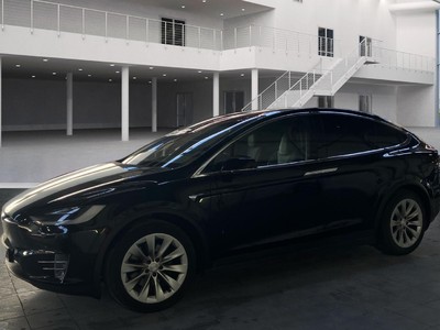 Tesla Model X 75D DUAL MOTOR, 2017