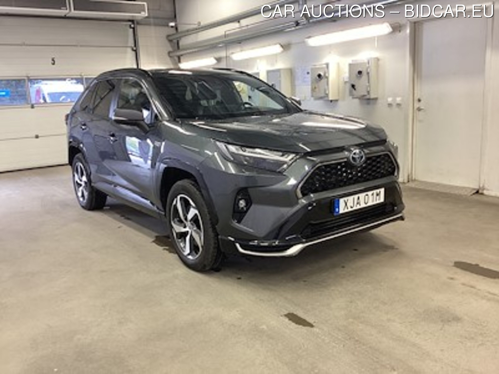 Toyota RAV4 2.5 Plug-In AWD-i X-Edition Drag