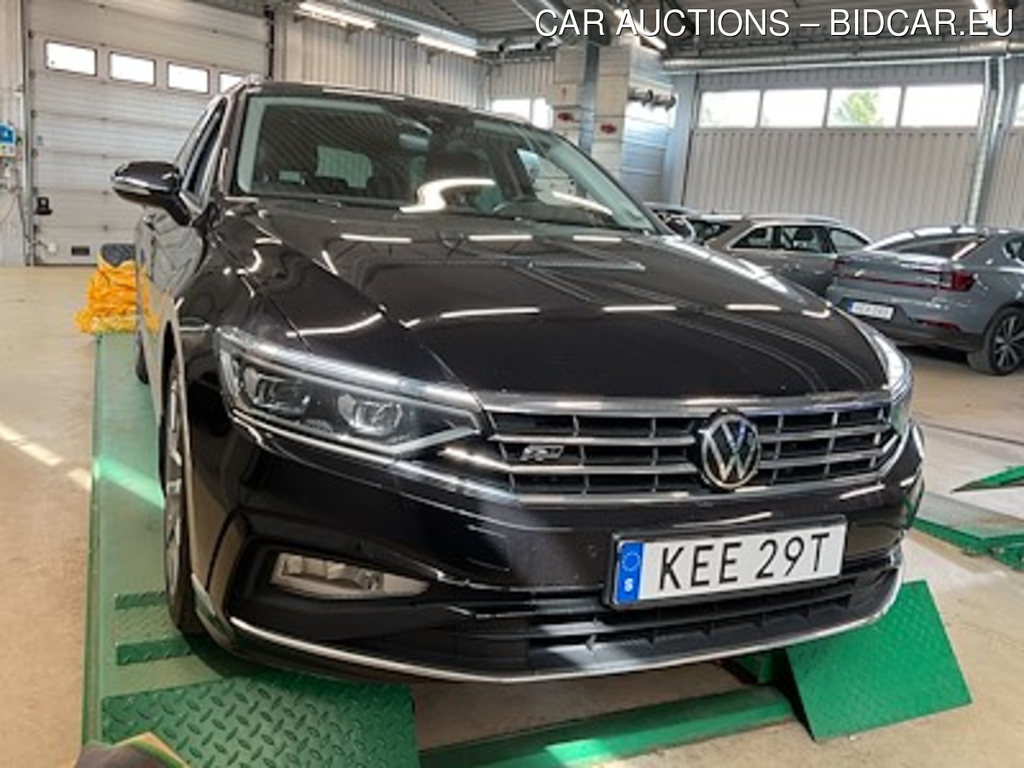 Volkswagen Passat 2.0 TDI 4Motion R-Line GT Executive Drag Paket IQ.Light Cockpit Navi