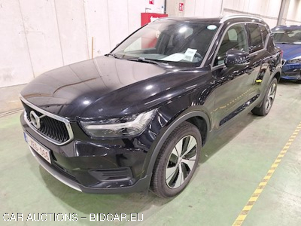 Volvo XC40 2.0 D3 GEARTRONIC MOMENTUM PRO