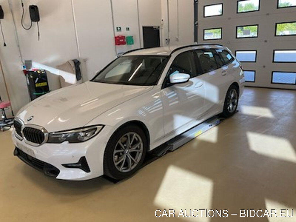 BMW Series 3 320d F Sport Line Touring Auto UA!
