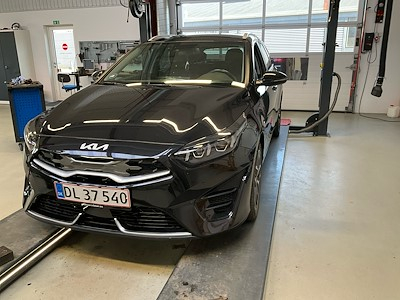 Kia Ceed 1.6 Gdi Phev 141 Upgrade Premium Dct UA!