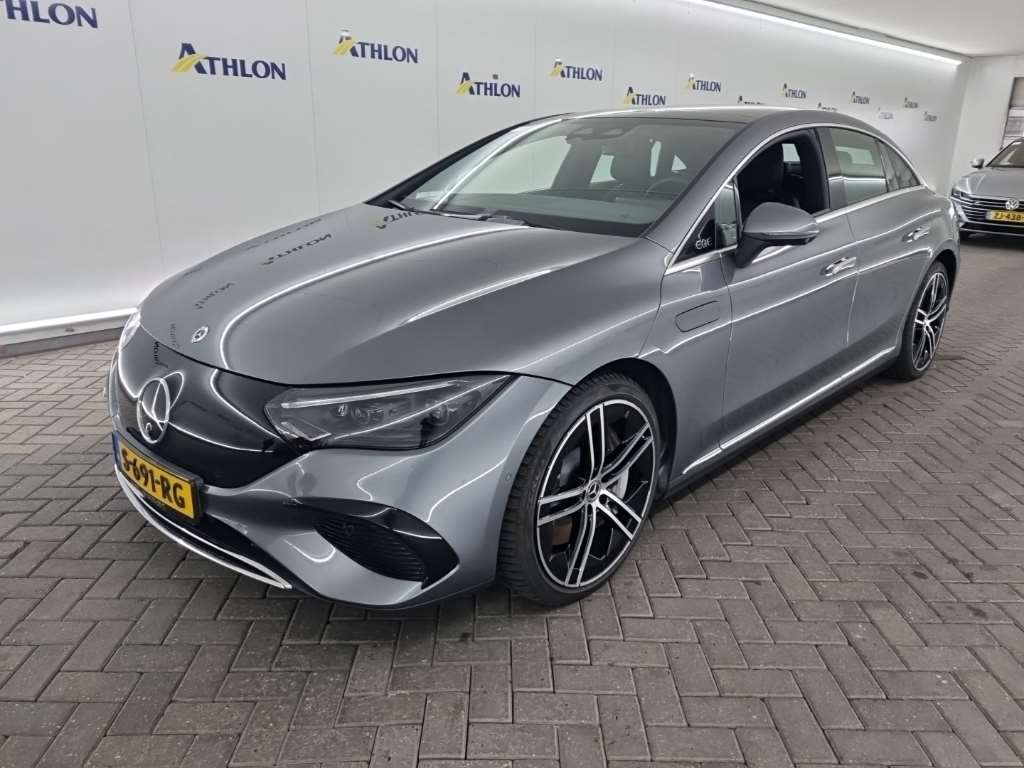 Mercedes Eqe EQE 300 LUXURY LINE AUTO 4D 180KW, 2023