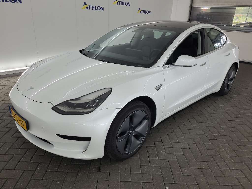 Tesla Model 3 STANDARD RANGE PLUS RWD 4D 225KW, 2020