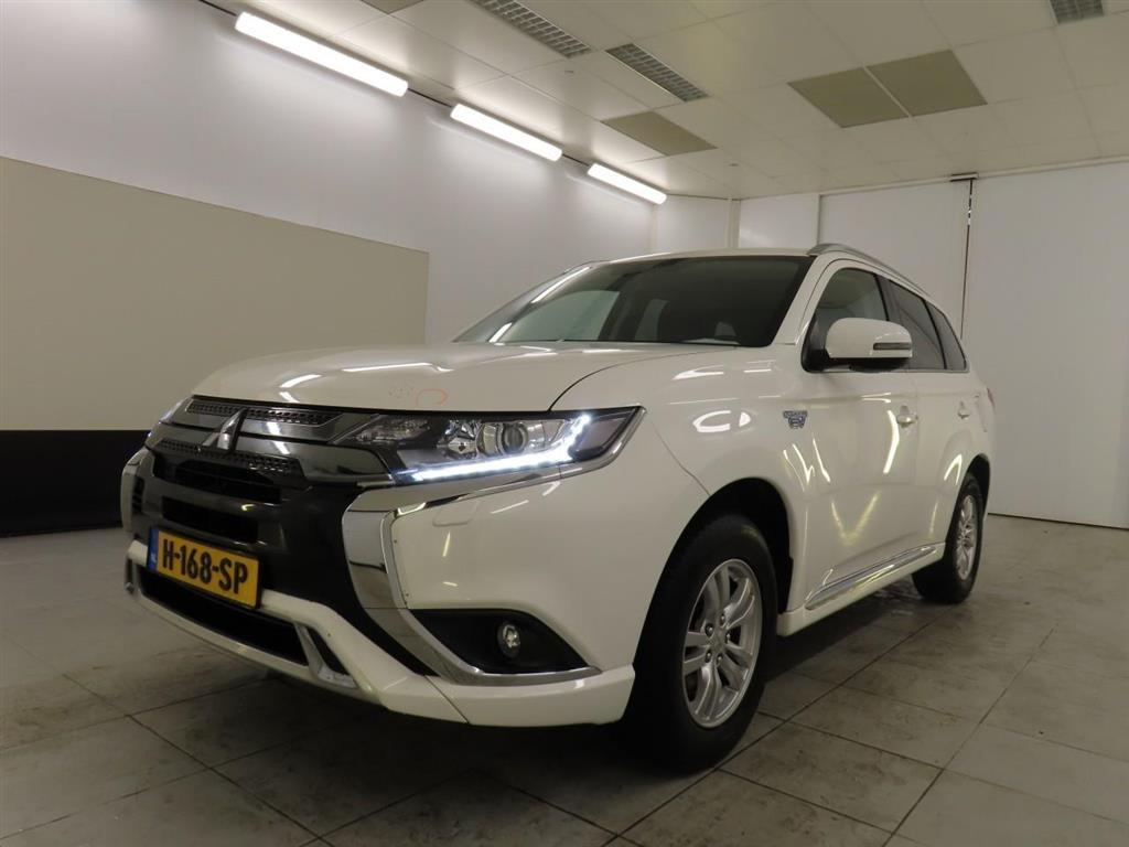 Mitsubishi Outlander 2.4 PHEV PURE, 2020