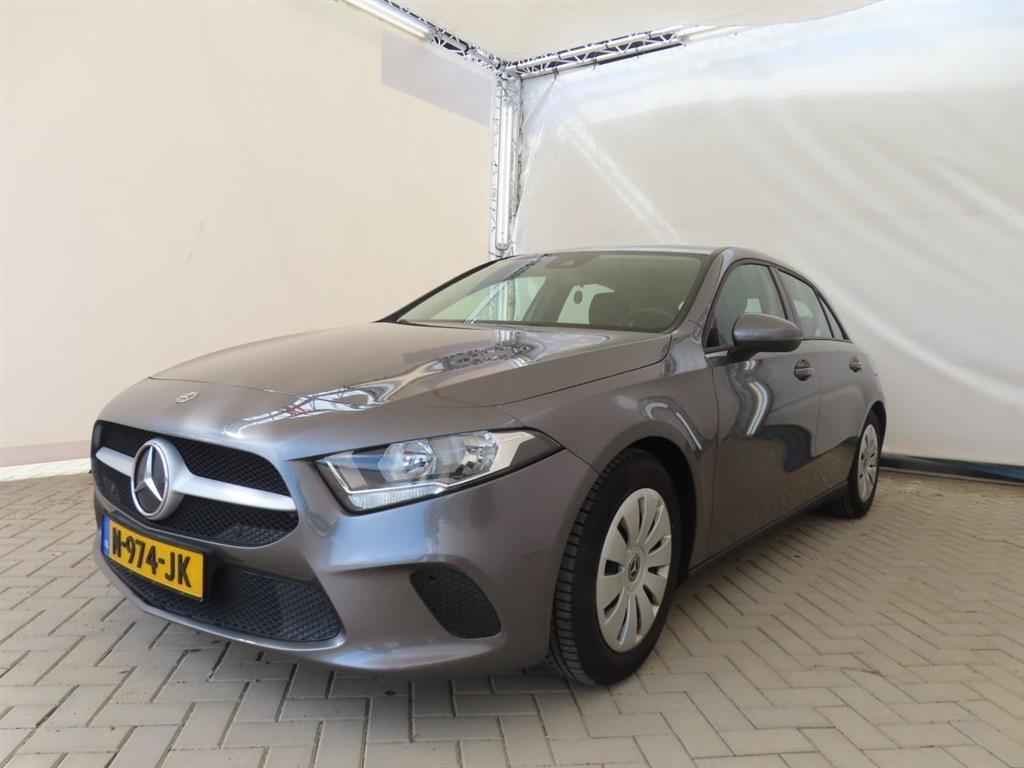 Mercedes-Benz A-KLASSE 160, 2021