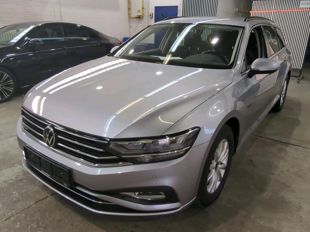 Volkswagen Passat VARIANT 2.0 TDI SCR DSG Business, 2020