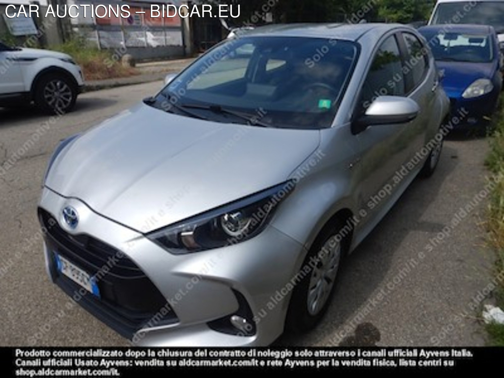 Toyota yaris PC PT hybrid business -