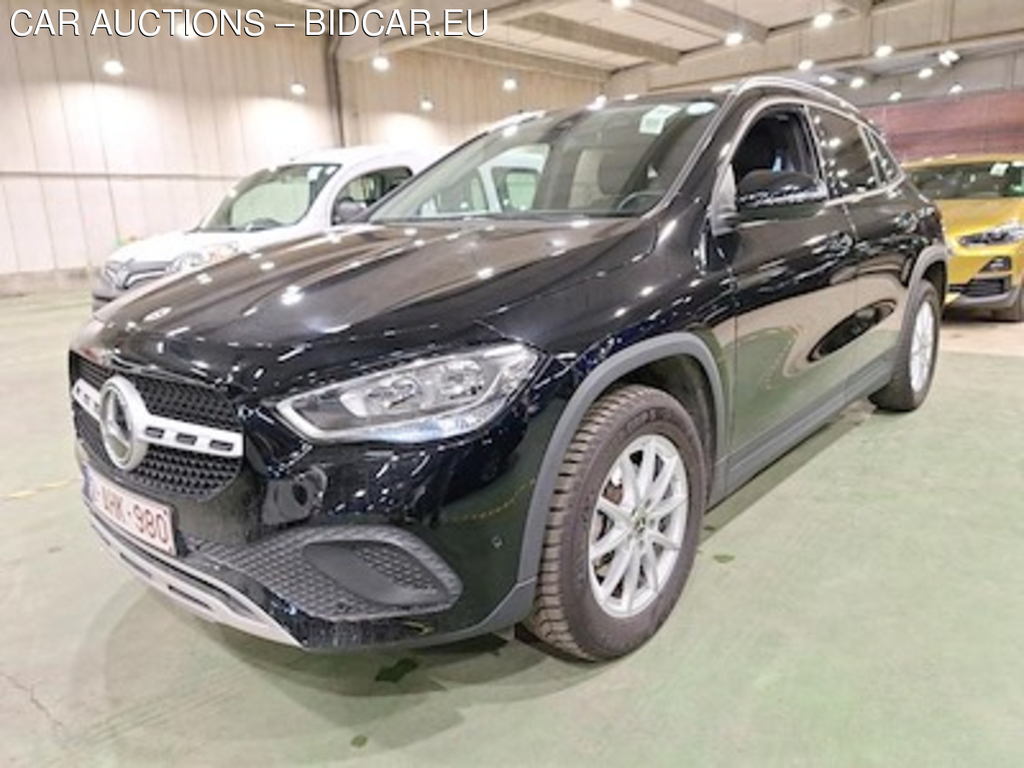 Mercedes-Benz Gla - klasse 1.3 GLA 180 DCT BUSINESS SOLUTION