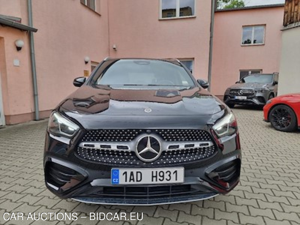 Mercedes-Benz GLA SUV GLA 200 d 4Matic (110 kW)