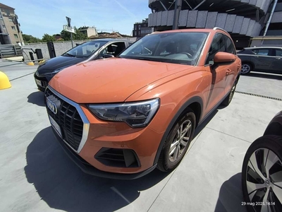 Audi Q3 35 TDI S tronic Business, 2020